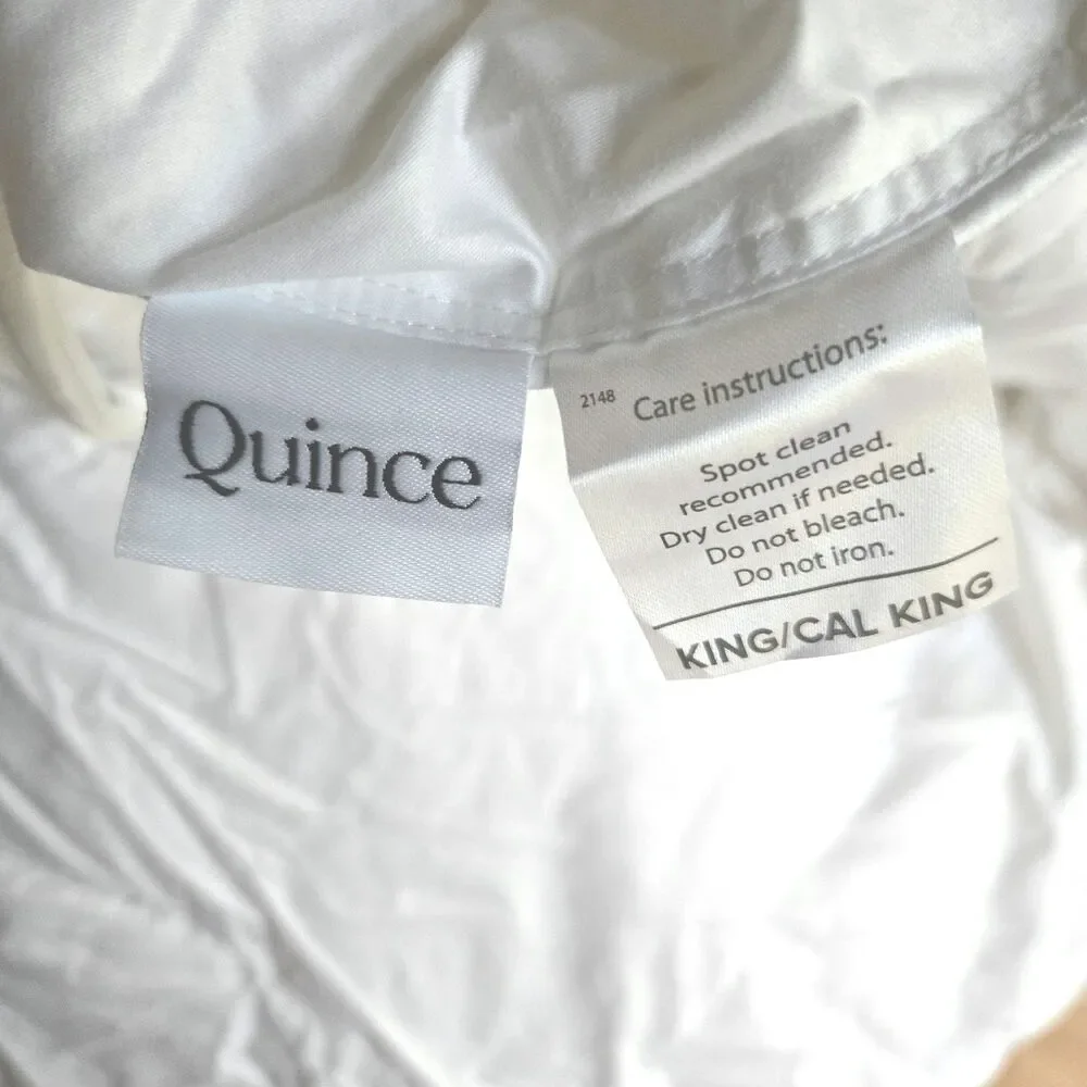 New Quince Lightweight Luxe Goose Down Duvet Insert King Cal King MSRP $304